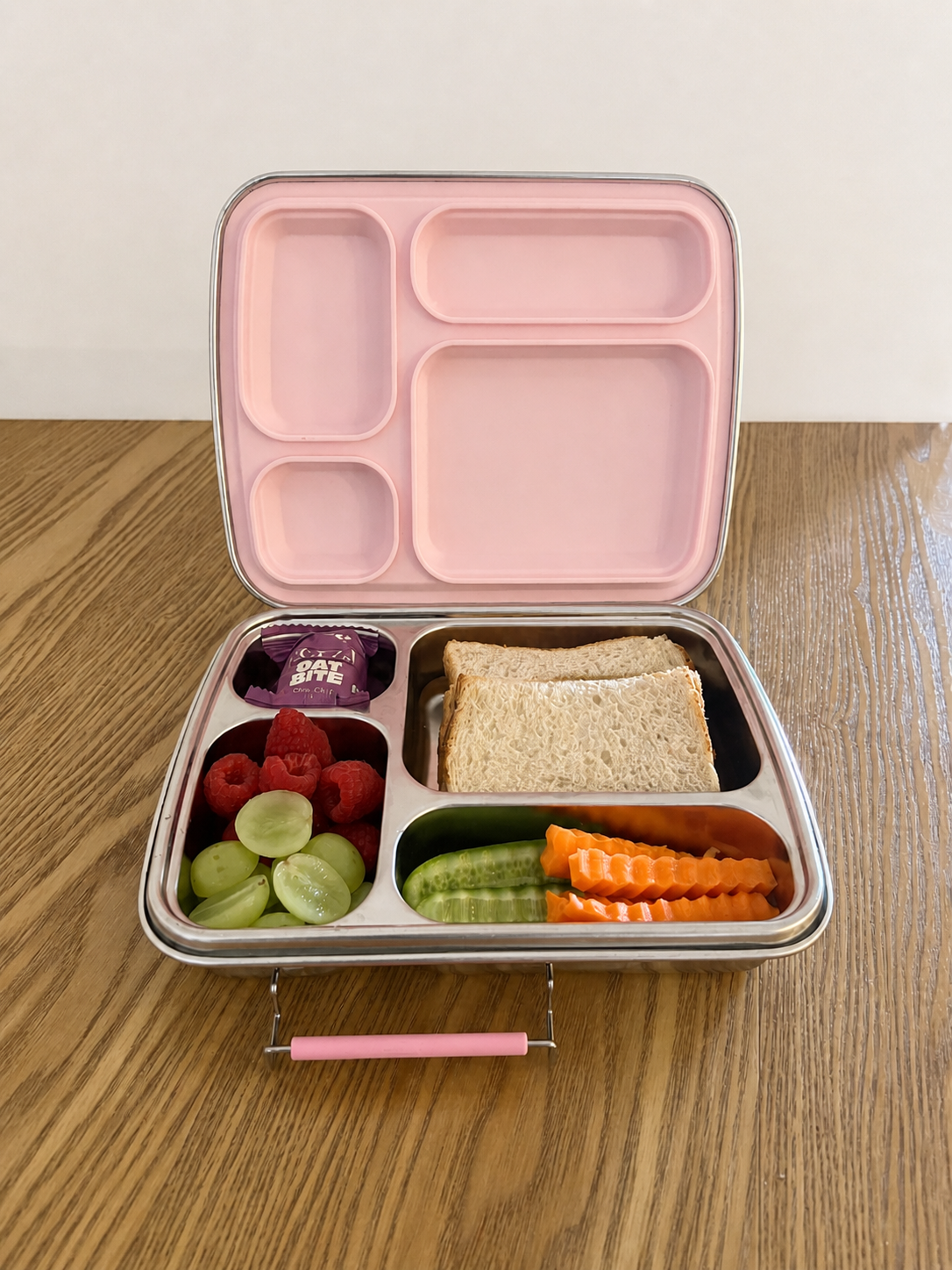 Crunch Lunchbox - Strawberry milk